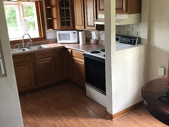 4th image of 2218 Benwood Hill Rd
