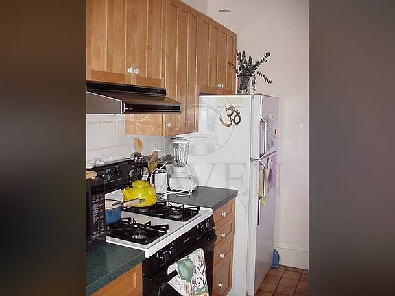 4th image of 115 Upland Rd #2