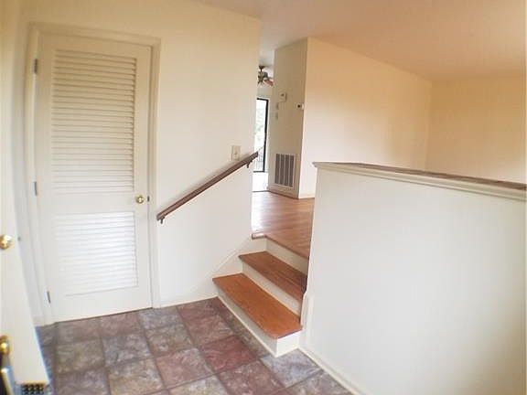 3rd image of 455 Clover Hill Pl