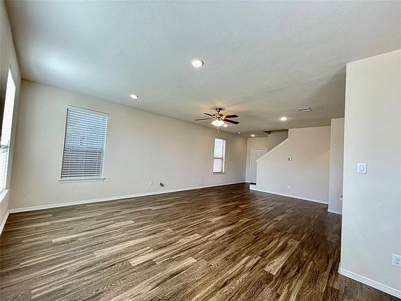 4th image of 13122 Clifton Hill Ln
