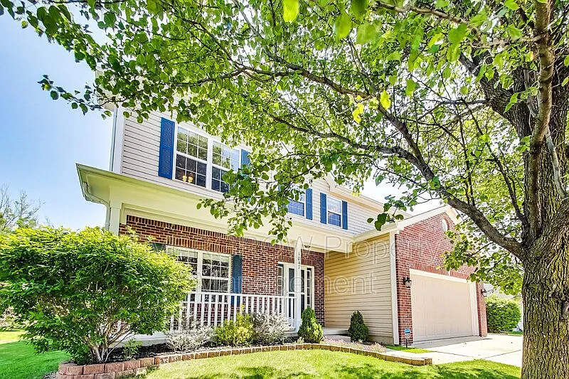 4 bed, 2.5 bath, 2123 sqft, $2,175 — Photo 3