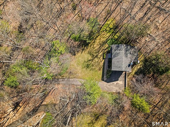 5th image of 145 Wilton Road East