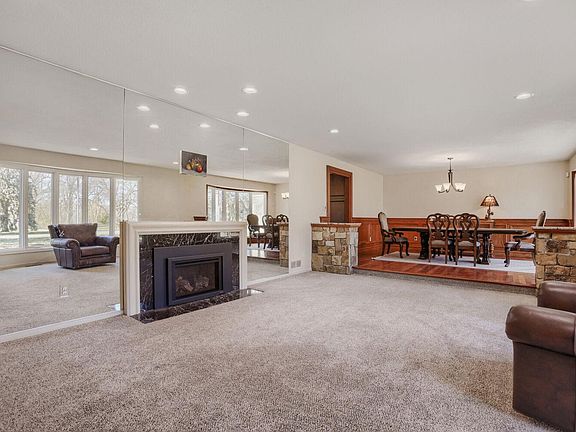 4th image of 23 Evergreen Rd