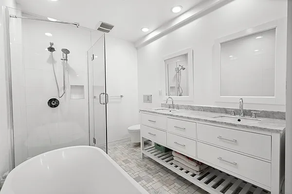 Rented by Corcoran | media 12