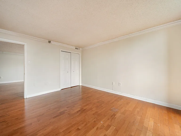 375 Ralph McGill Blvd NE #1402 — Photo 11