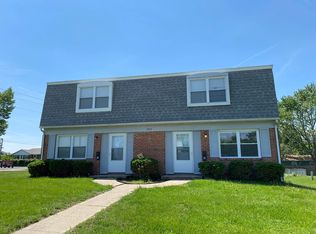 1705 James Cherry Dr, Urbana, IL