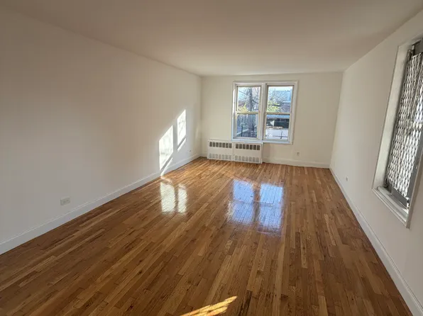 2112 Starling Ave APT 1F, Bronx, NY 10462