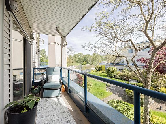 2nd image of 4733 River Rd W #204