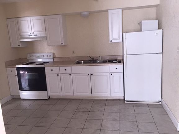4th image of 1111 32nd St S