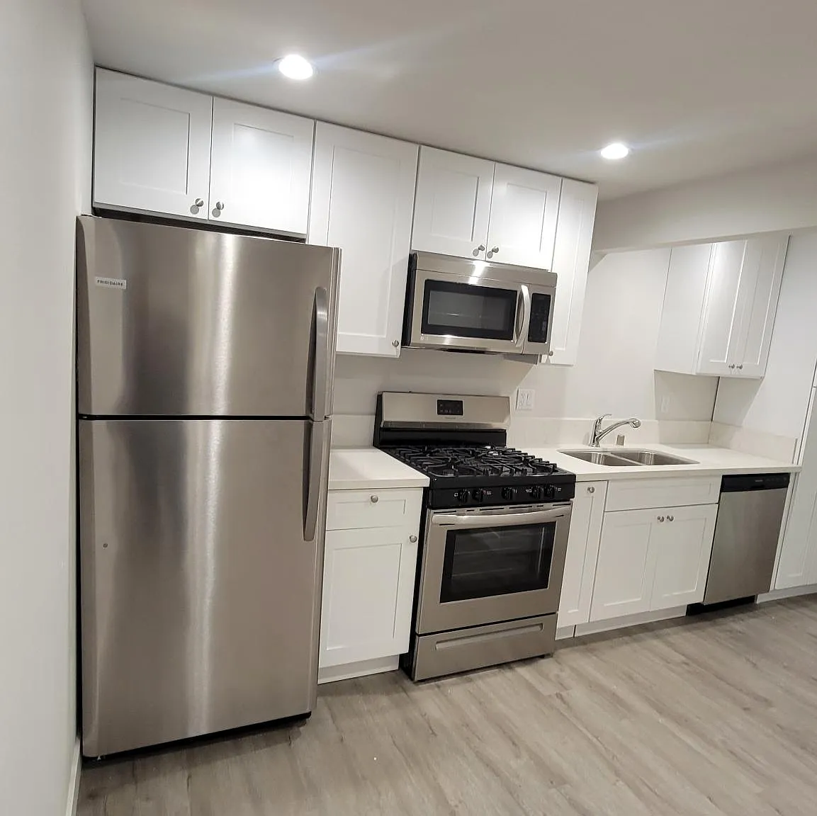 1 bed, 523 sqft, $1,700 — Photo 2