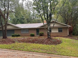 19 Grove Hill Pl, Brandon, MS 39042