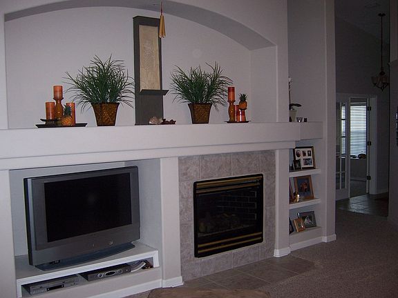 3rd image of 17 Thrasher Ln