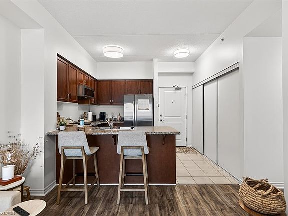 4th image of 1077 Gordon St #316