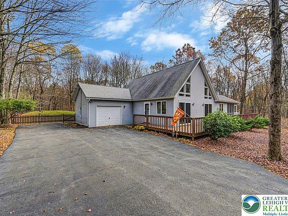 2nd image of 183 Panther Run Rd