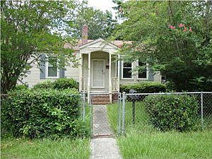 1st image of 2748 Houston St