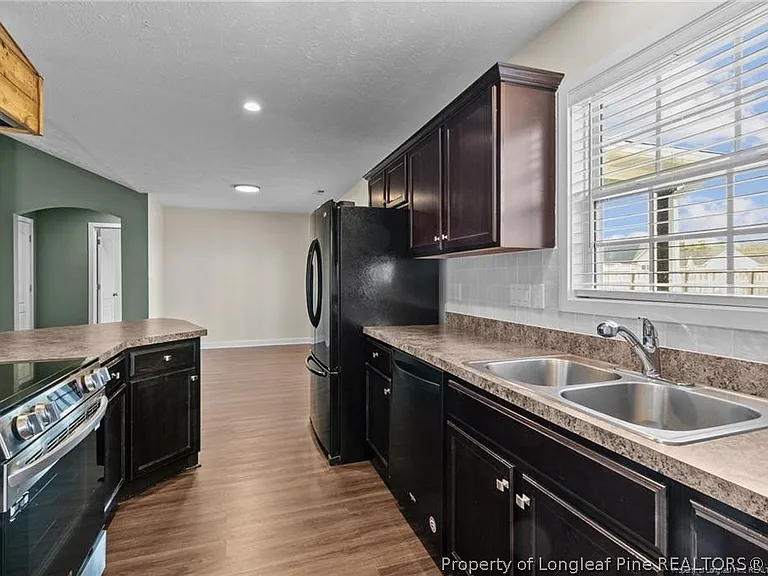 266 Ivywood Ln — Photo 10