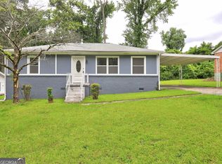 631 Steve Dr SW, Atlanta, GA