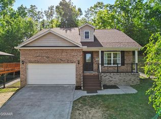 1351 Wisteria Ln, Sevierville, TN 37862