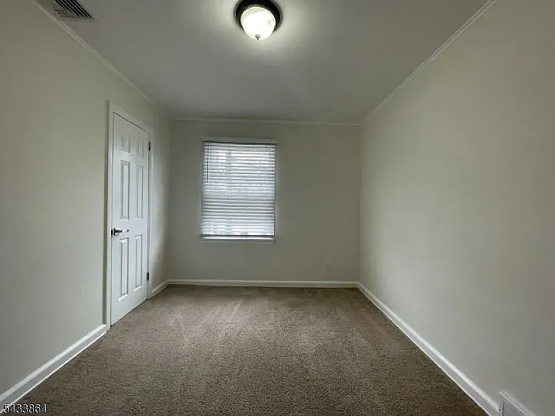 3 bed, 1440 sqft, $3,800 — Photo 4
