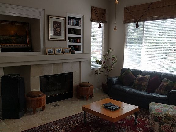 2nd image of 368 Knollwood Dr