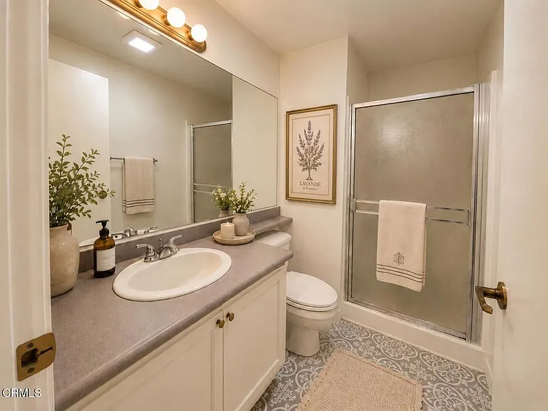 360 S Los Robles Ave #9 — Photo 19