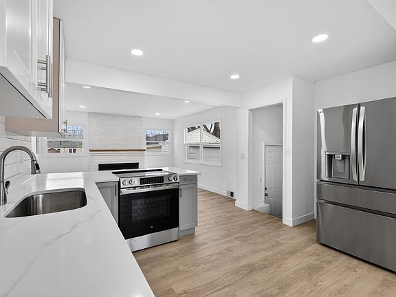 2nd image of 2026 Ames Ave