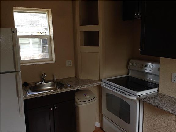 2nd image of 2841 S Delaware St