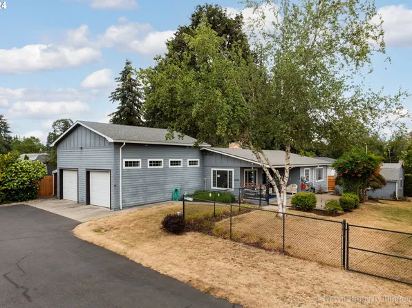 52248 SE Endicott Ln, Scappoose, OR 97056