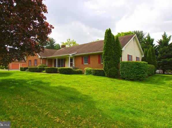 122 Applewood Dr, Dover, DE 19901