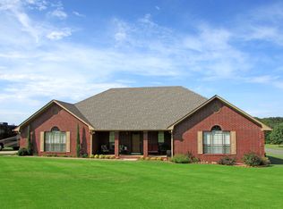 5714 Park Rd, Lavaca, AR 72941