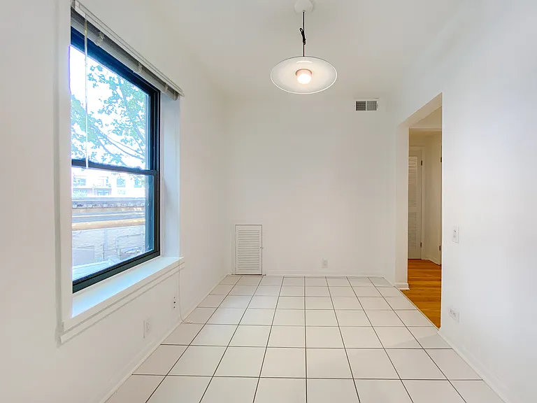 2106 W Concord Pl #2E — Photo 14