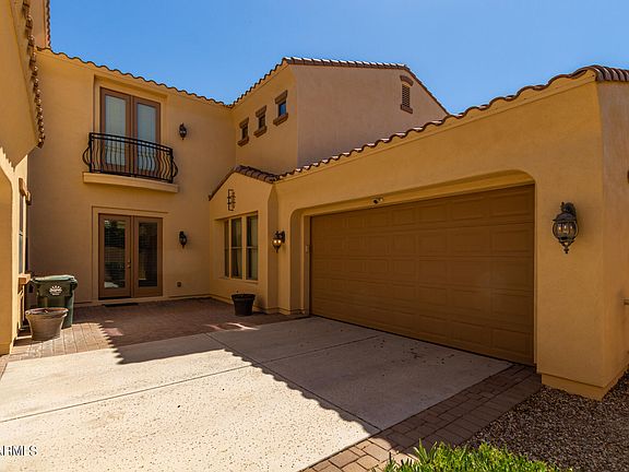 5th image of 2310 N 156TH Drive