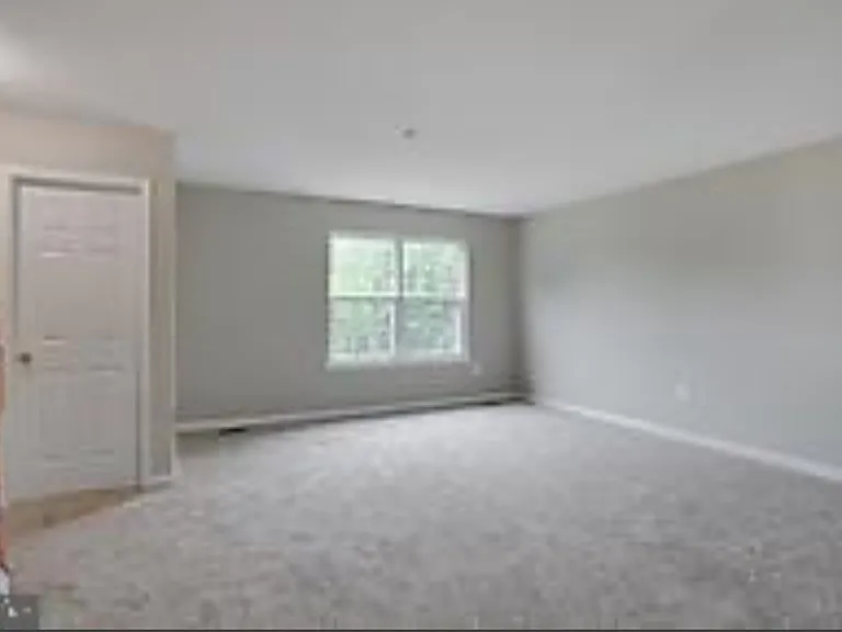 350 Cambridge Pl — Photo 14
