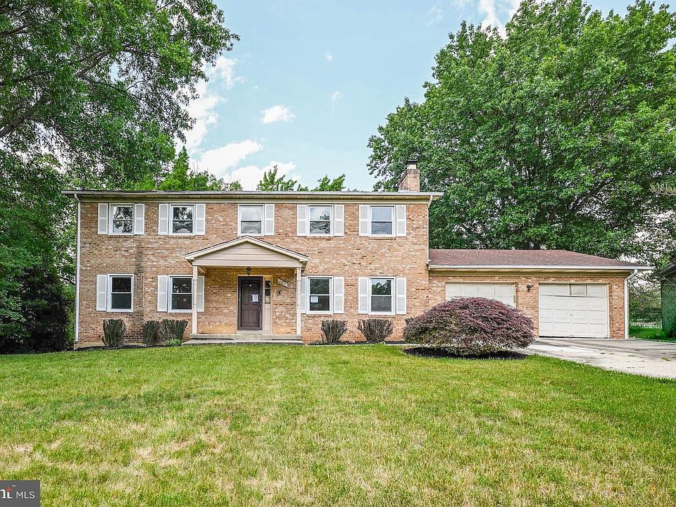 1st image of 6802 Robinia Rd
