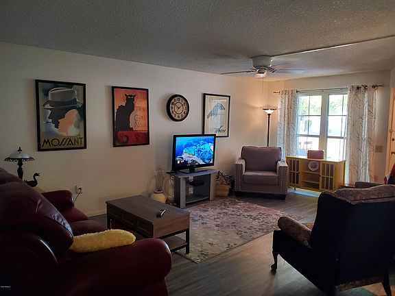 5th image of 10533 W Palmeras Dr
