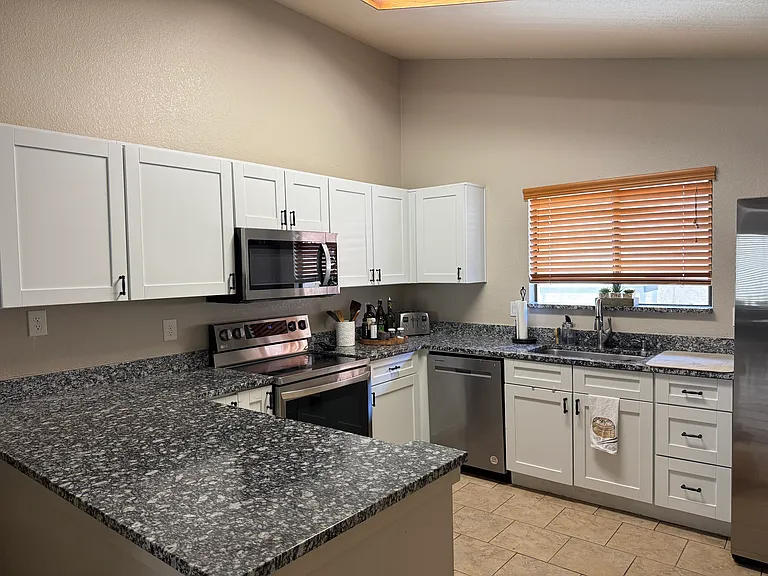 11281 E Sunnyside Dr — Photo 3