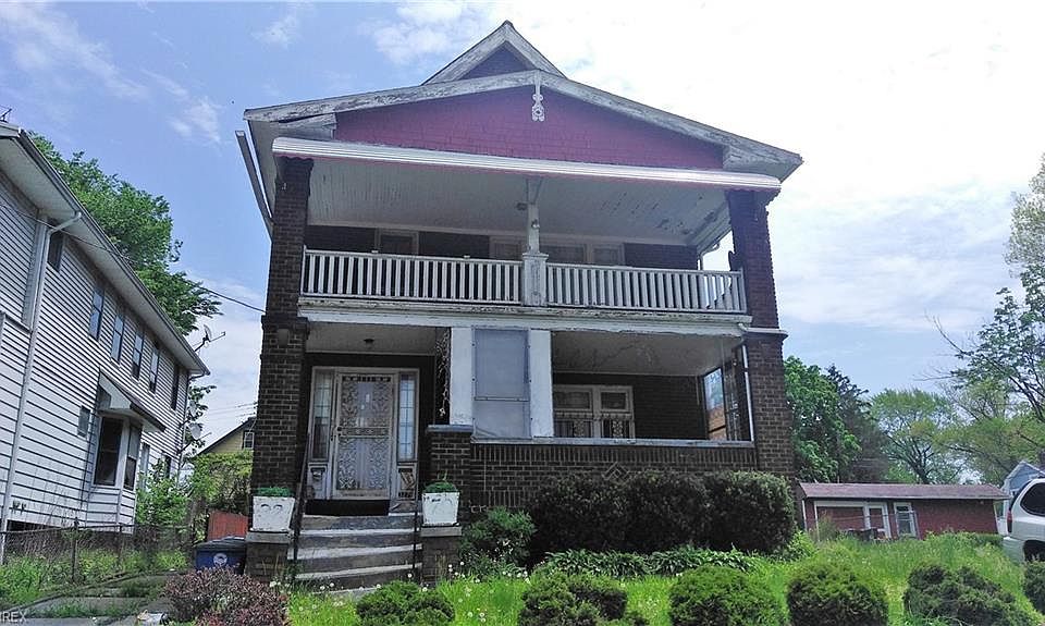 1st image of 3279 E 103rd St