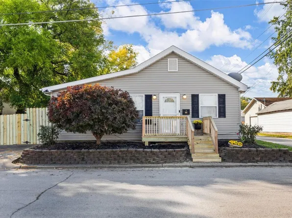 315 Transit St, Saint Charles, MO 63301