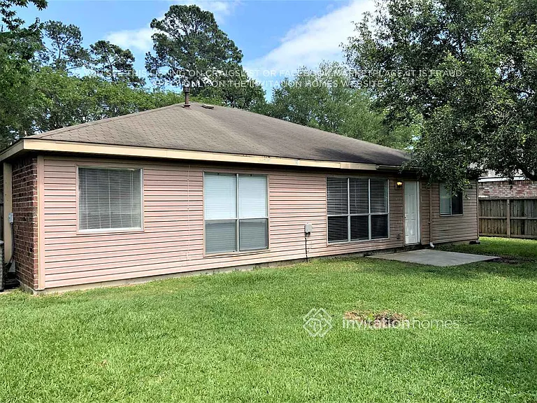 22731 Bridgewater Dr — Photo 12