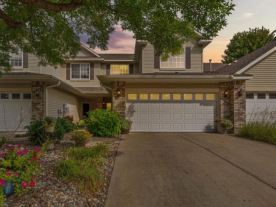 1st image of 1817 Sunset Dr