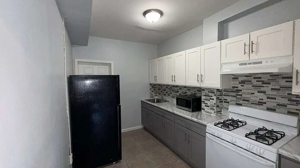 373 Fairmount Ave — Photo 4