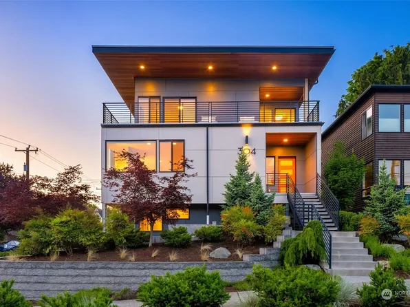 304 NE Longwood Place, Seattle, WA 98115
