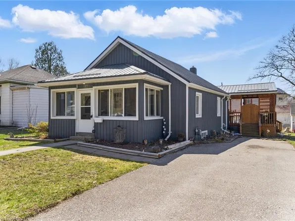 112 Walnut St, Brant, ON N3L 2K1