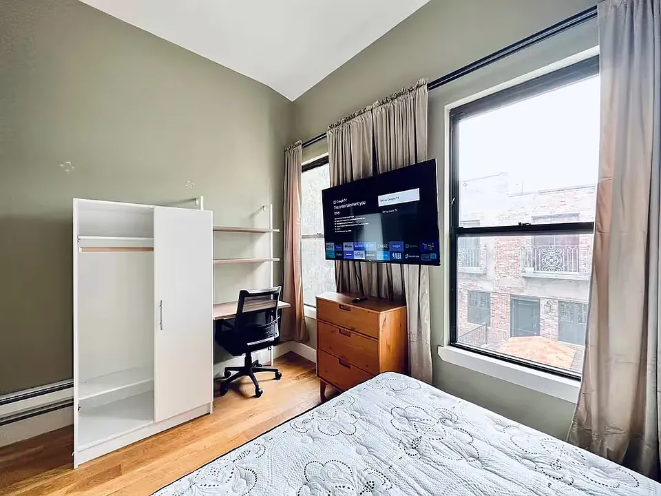 1815 Putnam Ave #2R-99