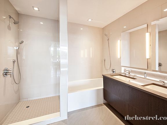 2nd image of 33 Caton Pl APT 8H