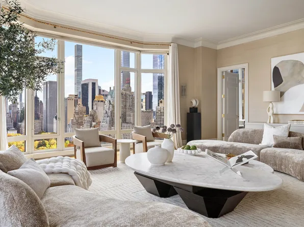 15 Central Park West image 3 of 29