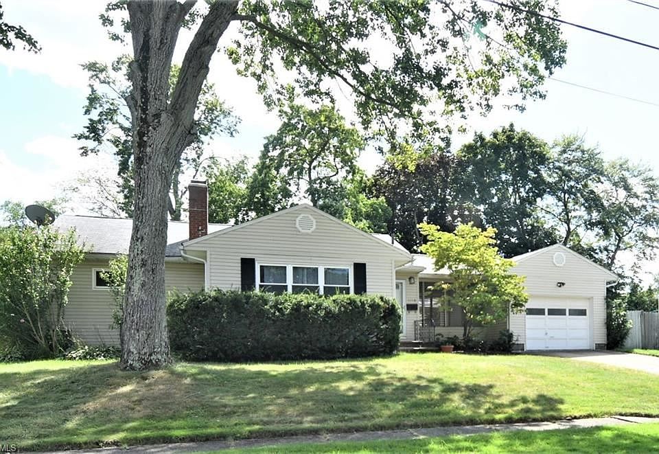 1st image of 1118 Walton Dr