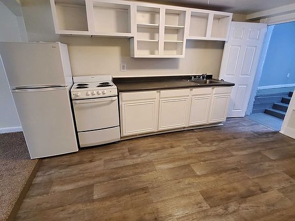 4th image of 127 Dove St #Basement