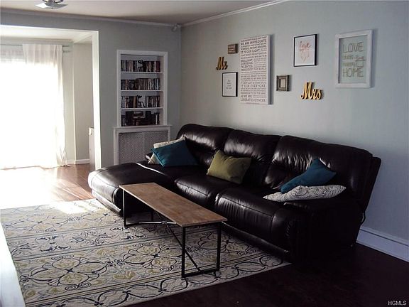 3rd image of 114 Glen Ave #1