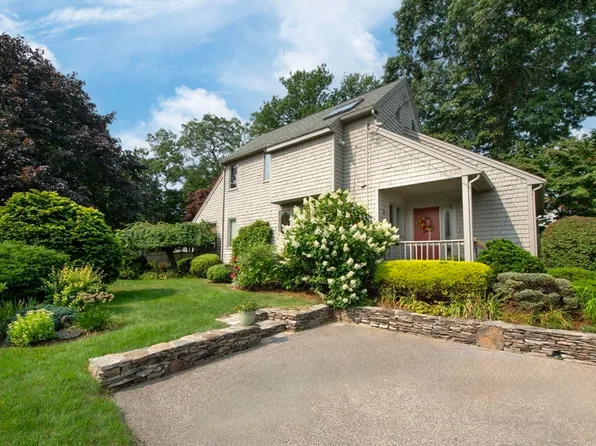 37 Cedar Rd, Marshfield, MA 02050